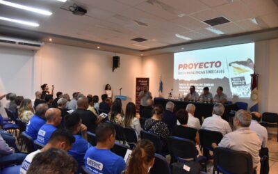 Junto al Ministerio de Trabajo y los Sindicatos de la provincia, se presentó el libro BUENAS PRÁCTICAS SINDICALES