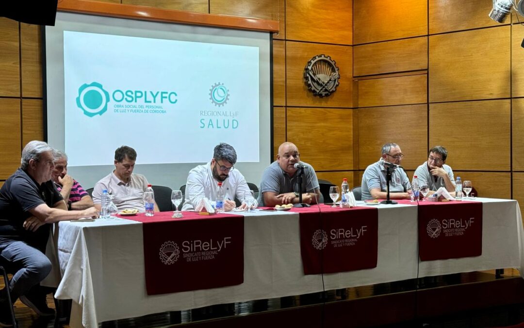 Reunión de Secretarios/as de Servicios Sociales junto a auditores de la OSPLYFC