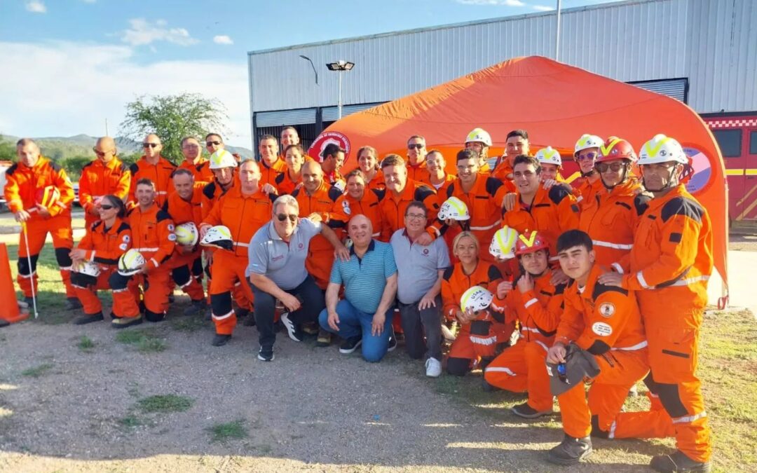 Reconocimiento a Bomberos Voluntarios por su asistencia en Villa Gesell