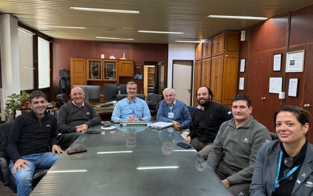 Reunión de autoridades de la CNE junto a la Comisión Seccional